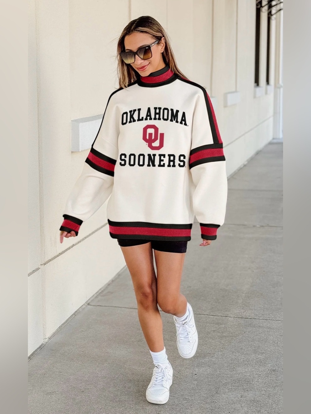 Gameday Couture Oklahoma Sooners turtleneck sweatshirt with red/black stripe
